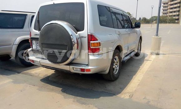 Acheter Occasion Voiture Mitsubishi Pajero Gris à Lusaka, Zambie Acheter Occasion Voiture Mitsubishi Pajero Gris à Lusaka, Zambie