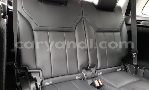 Acheter Occasion Voiture Land Rover Discovery Blanc à Chingola, Zambie Acheter Occasion Voiture Land Rover Discovery Blanc à Chingola, Zambie