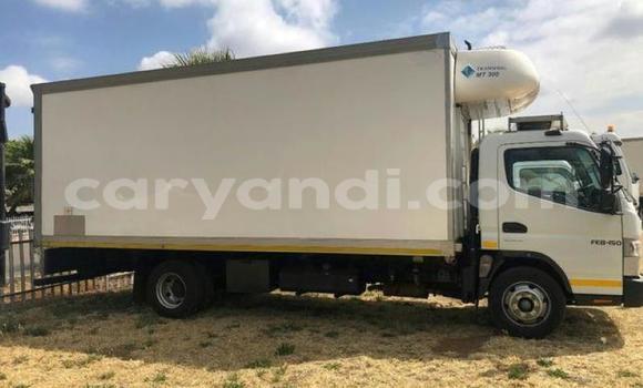 Tenga Tsaru Mitsubishi Fuso Chena Rori in Lusaka in Zambia Tenga Tsaru Mitsubishi Fuso Chena Rori in Lusaka in Zambia