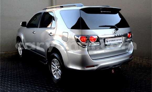 Buy Used Toyota Fortuner Silver Car in Zambezi in North-Western Buy Used Toyota Fortuner Silver Car in Zambezi in North-Western