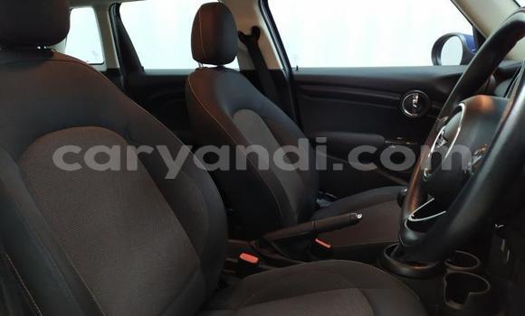 Acheter Occasion Voiture MINI Hatch Bleu à Import - Dubai, Zambie Acheter Occasion Voiture MINI Hatch Bleu à Import - Dubai, Zambie