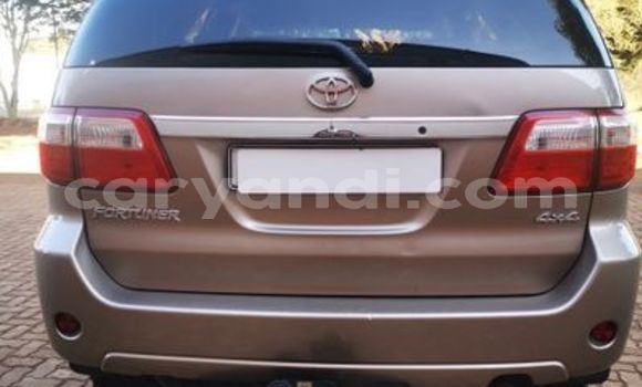 Tenga Tsaru Toyota Fortuner Zvimwe Mota in Livingstone in Zambia Tenga Tsaru Toyota Fortuner Zvimwe Mota in Livingstone in Zambia