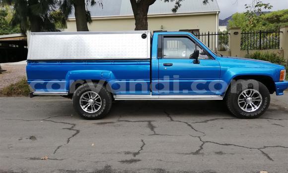 Tenga Tsaru Toyota Hilux Bhuruu Mota in Chambishi in Copperbelt Tenga Tsaru Toyota Hilux Bhuruu Mota in Chambishi in Copperbelt