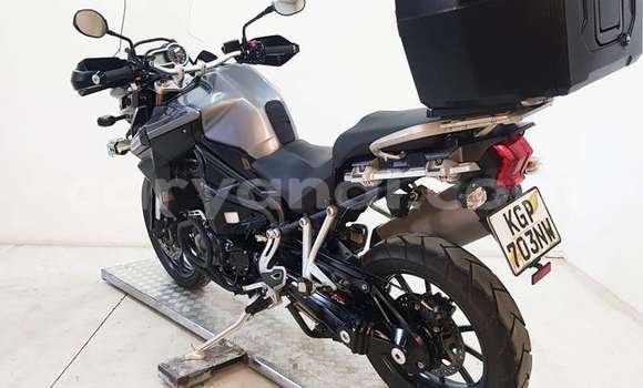 Buy Used Triumph Bonneville Other Bike in Chambishi in Copperbelt Buy Used Triumph Bonneville Other Bike in Chambishi in Copperbelt