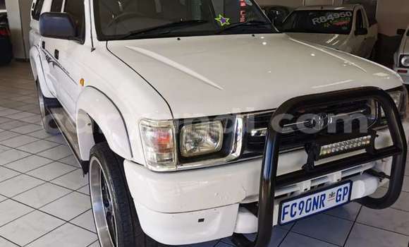 Tenga Tsaru Toyota Hilux Chena Mota in Chilanga in Lusaka Tenga Tsaru Toyota Hilux Chena Mota in Chilanga in Lusaka