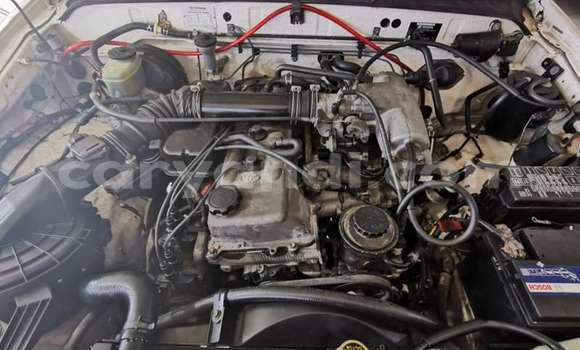 Tenga Tsaru Toyota Hilux Chena Mota in Chilanga in Lusaka Tenga Tsaru Toyota Hilux Chena Mota in Chilanga in Lusaka