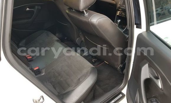 Nunua Ilio tumika Volkswagen Polo GTI Nyeupe Gari ndani ya Livingstone nchini Zambia Nunua Ilio tumika Volkswagen Polo GTI Nyeupe Gari ndani ya Livingstone nchini Zambia