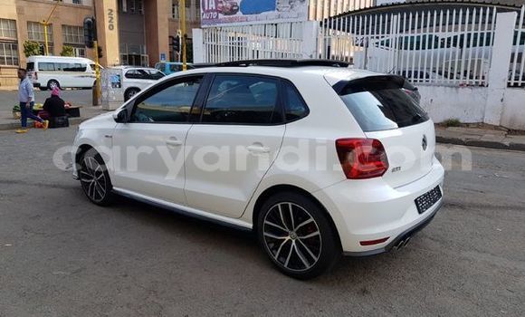 Nunua Ilio tumika Volkswagen Polo GTI Nyeupe Gari ndani ya Livingstone nchini Zambia Nunua Ilio tumika Volkswagen Polo GTI Nyeupe Gari ndani ya Livingstone nchini Zambia