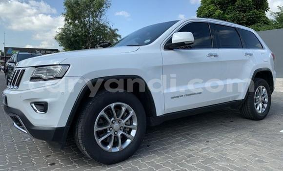 Acheter Occasion Voiture Jeep Grand Cherokee Blanc à Kalabo, Occidental