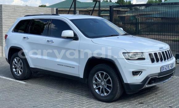 Buy Used Jeep Grand Cherokee White Car in Kalabo in Western Buy Used Jeep Grand Cherokee White Car in Kalabo in Western