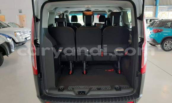 Acheter Occasion Voiture Ford Tourneo Custom Blanc à Chingola, Zambie Acheter Occasion Voiture Ford Tourneo Custom Blanc à Chingola, Zambie