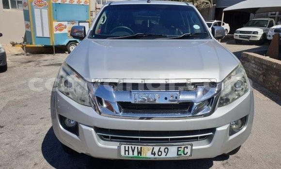 Acheter Occasion Voiture Isuzu KB Gris à Lusaka, Zambie Acheter Occasion Voiture Isuzu KB Gris à Lusaka, Zambie