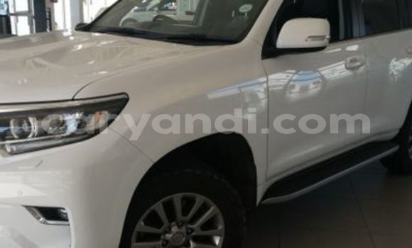 Buy Used Toyota Prado White Car in Livingstone in Zambia Buy Used Toyota Prado White Car in Livingstone in Zambia