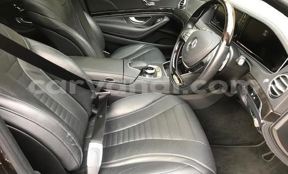 Acheter Occasion Voiture Mercedes‒Benz S–Class Noir à Choma, Du sud Acheter Occasion Voiture Mercedes‒Benz S–Class Noir à Choma, Du sud