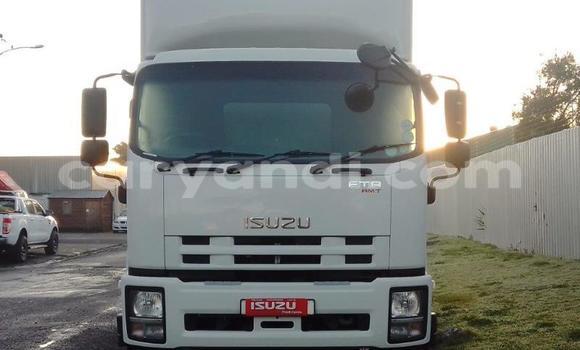 Acheter Occasion Utilitaire Isuzu FTR 850 Blanc à Chinsali, Nord Acheter Occasion Utilitaire Isuzu FTR 850 Blanc à Chinsali, Nord
