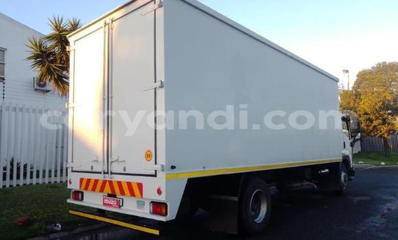 Acheter Occasion Utilitaire Isuzu FTR 850 Blanc à Chinsali, Nord Acheter Occasion Utilitaire Isuzu FTR 850 Blanc à Chinsali, Nord