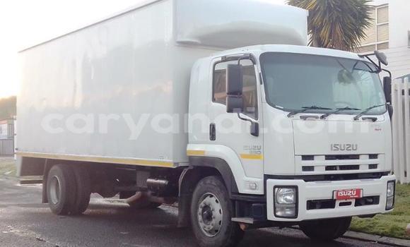 Acheter Occasion Utilitaire Isuzu FTR 850 Blanc à Chinsali, Nord Acheter Occasion Utilitaire Isuzu FTR 850 Blanc à Chinsali, Nord