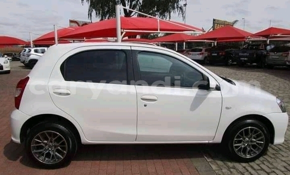 Buy Used Toyota Etios White Car in Chambishi in Copperbelt Buy Used Toyota Etios White Car in Chambishi in Copperbelt