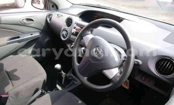 Buy Used Toyota Etios White Car in Chambishi in Copperbelt Buy Used Toyota Etios White Car in Chambishi in Copperbelt