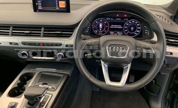 Acheter Occasion Voiture Audi Q7 Gris à Livingstone, Zambie Acheter Occasion Voiture Audi Q7 Gris à Livingstone, Zambie