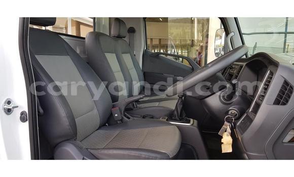 Acheter Occasion Voiture Hyundai Starex (H-1) Blanc à Lusaka, Zambie Acheter Occasion Voiture Hyundai Starex (H-1) Blanc à Lusaka, Zambie