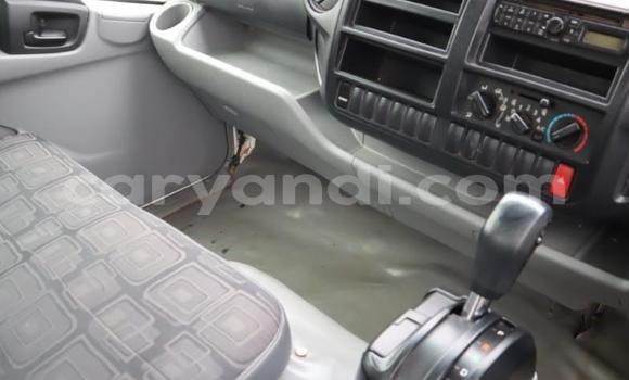 Acheter Occasion Utilitaire Hino 300 Series Blanc à Lusaka, Zambie Acheter Occasion Utilitaire Hino 300 Series Blanc à Lusaka, Zambie