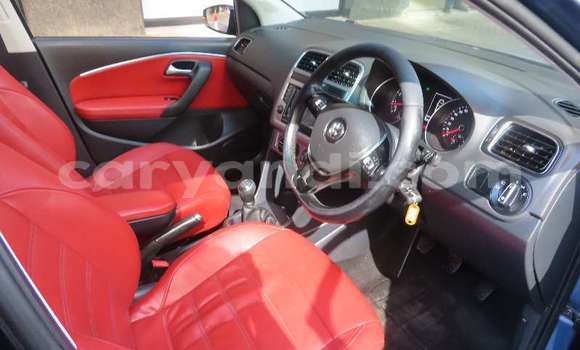 Acheter Occasion Voiture Volkswagen Polo Bleu à Lusaka, Zambie Acheter Occasion Voiture Volkswagen Polo Bleu à Lusaka, Zambie