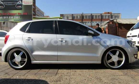 Acheter Occasion Voiture Volkswagen Polo Gris à Lusaka, Zambie