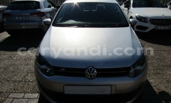 Acheter Occasion Voiture Volkswagen Polo Gris à Lusaka, Zambie Acheter Occasion Voiture Volkswagen Polo Gris à Lusaka, Zambie