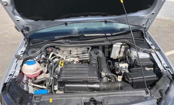 Acheter Occasion Voiture Volkswagen Polo Gris à Livingstone, Zambie Acheter Occasion Voiture Volkswagen Polo Gris à Livingstone, Zambie