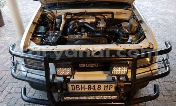 Buy Used Isuzu KB White Car in Choma in Southern Buy Used Isuzu KB White Car in Choma in Southern