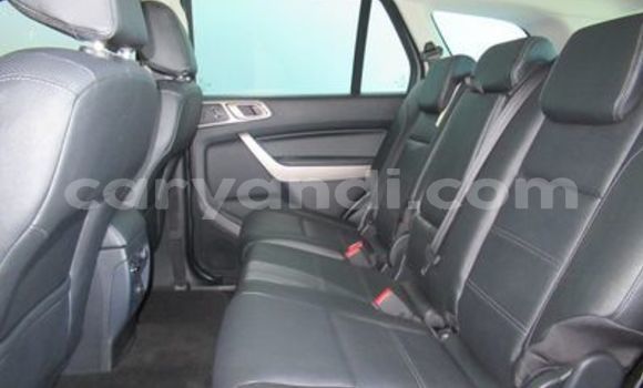 Tenga Tsaru Ford Everest Sirivha Mota in Livingstone in Zambia Tenga Tsaru Ford Everest Sirivha Mota in Livingstone in Zambia