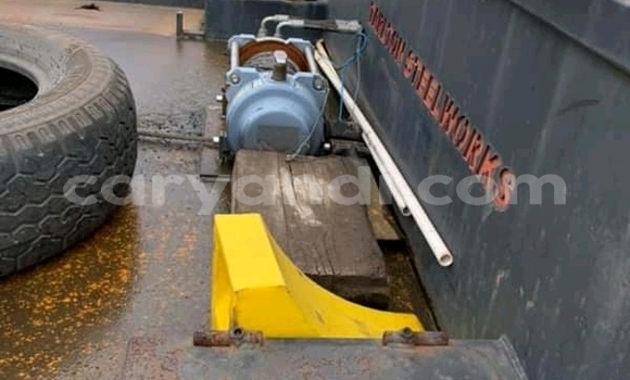 Acheter Occasion Utilitaire Isuzu FTR 850 Blanc à Livingstone, Zambie Acheter Occasion Utilitaire Isuzu FTR 850 Blanc à Livingstone, Zambie