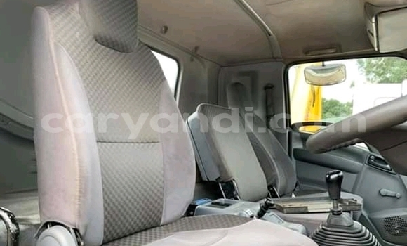 Acheter Occasion Utilitaire Isuzu FTR 850 Blanc à Livingstone, Zambie Acheter Occasion Utilitaire Isuzu FTR 850 Blanc à Livingstone, Zambie