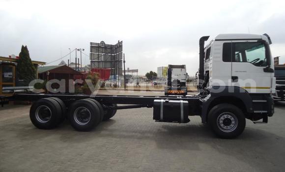 Acheter Occasion Utilitaire Man TGX Blanc à Chingola, Zambie Acheter Occasion Utilitaire Man TGX Blanc à Chingola, Zambie