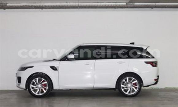 Acheter Occasion Voiture Land Rover Range Rover Sport Blanc à Livingstone, Zambie Acheter Occasion Voiture Land Rover Range Rover Sport Blanc à Livingstone, Zambie