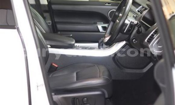 Buy Used Land Rover Range Rover Sport White Car in Livingstone in Zambia Buy Used Land Rover Range Rover Sport White Car in Livingstone in Zambia