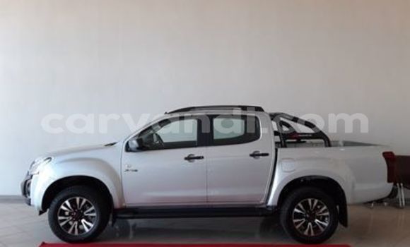 Acheter Occasion Voiture Isuzu D–MAX Gris à Livingstone, Zambie Acheter Occasion Voiture Isuzu D–MAX Gris à Livingstone, Zambie