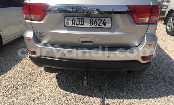 Acheter Occasion Voiture Jeep Grand Cherokee Gris à Lusaka, Zambie Acheter Occasion Voiture Jeep Grand Cherokee Gris à Lusaka, Zambie