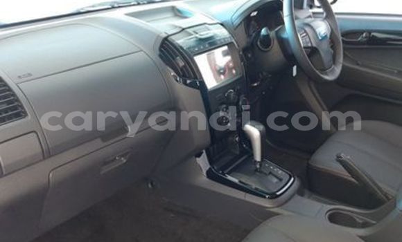 Acheter Occasion Voiture Isuzu D–MAX Gris à Livingstone, Zambie Acheter Occasion Voiture Isuzu D–MAX Gris à Livingstone, Zambie