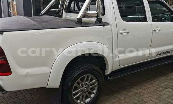 Tenga Tsaru Toyota Hilux Chena Mota in Chingola in Zambia