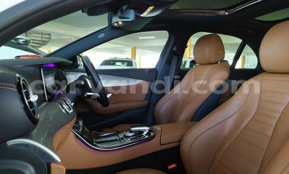 Tenga Tsaru Mercedes‒Benz E-klasse AMG Chena Mota in Kabwe in Zambia Tenga Tsaru Mercedes‒Benz E-klasse AMG Chena Mota in Kabwe in Zambia