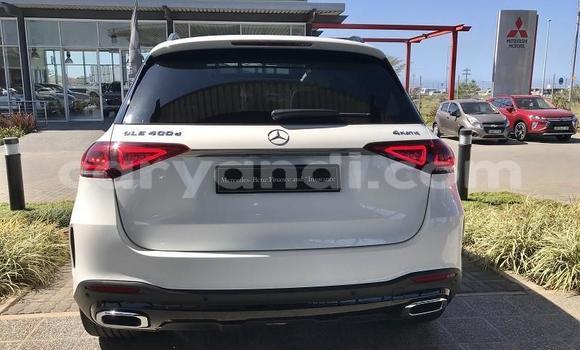 Tenga Tsaru Mercedes‒Benz GLE Chena Mota in Lusaka in Zambia Tenga Tsaru Mercedes‒Benz GLE Chena Mota in Lusaka in Zambia