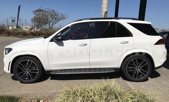 Tenga Tsaru Mercedes‒Benz GLE Chena Mota in Lusaka in Zambia Tenga Tsaru Mercedes‒Benz GLE Chena Mota in Lusaka in Zambia