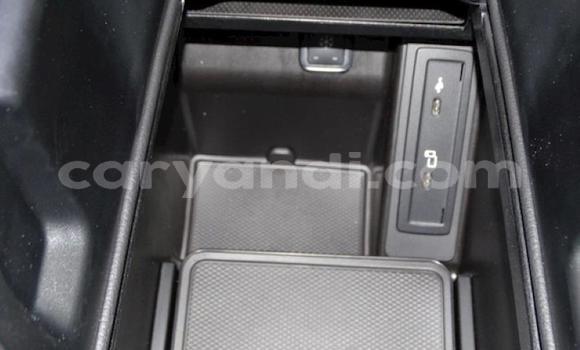 Acheter Occasion Voiture Mercedes‒Benz V-klasse Gris à Lusaka, Zambie Acheter Occasion Voiture Mercedes‒Benz V-klasse Gris à Lusaka, Zambie