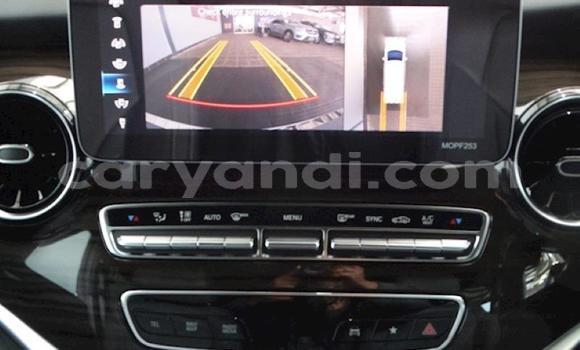 Acheter Occasion Voiture Mercedes‒Benz V-klasse Gris à Lusaka, Zambie Acheter Occasion Voiture Mercedes‒Benz V-klasse Gris à Lusaka, Zambie