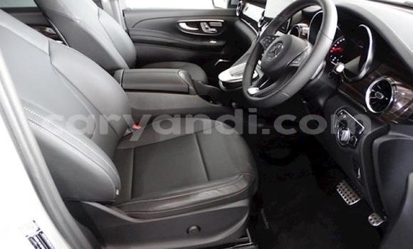 Acheter Occasion Voiture Mercedes‒Benz V-klasse Gris à Lusaka, Zambie Acheter Occasion Voiture Mercedes‒Benz V-klasse Gris à Lusaka, Zambie