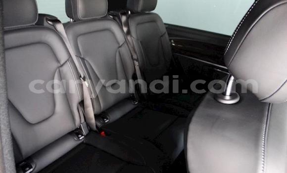 Acheter Occasion Voiture Mercedes‒Benz V-klasse Gris à Lusaka, Zambie Acheter Occasion Voiture Mercedes‒Benz V-klasse Gris à Lusaka, Zambie