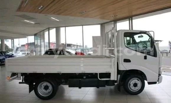 Tenga Tsaru Toyota Dyna Chena Rori in Lusaka in Zambia Tenga Tsaru Toyota Dyna Chena Rori in Lusaka in Zambia