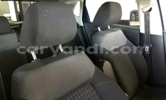 Tenga Tsaru Volkswagen Polo Bhuruu Mota in Livingstone in Zambia Tenga Tsaru Volkswagen Polo Bhuruu Mota in Livingstone in Zambia